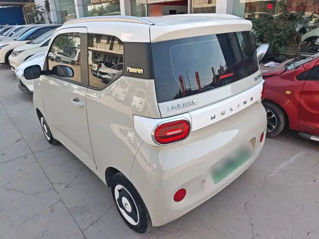 Wuling MINIEV — миниатюра 5