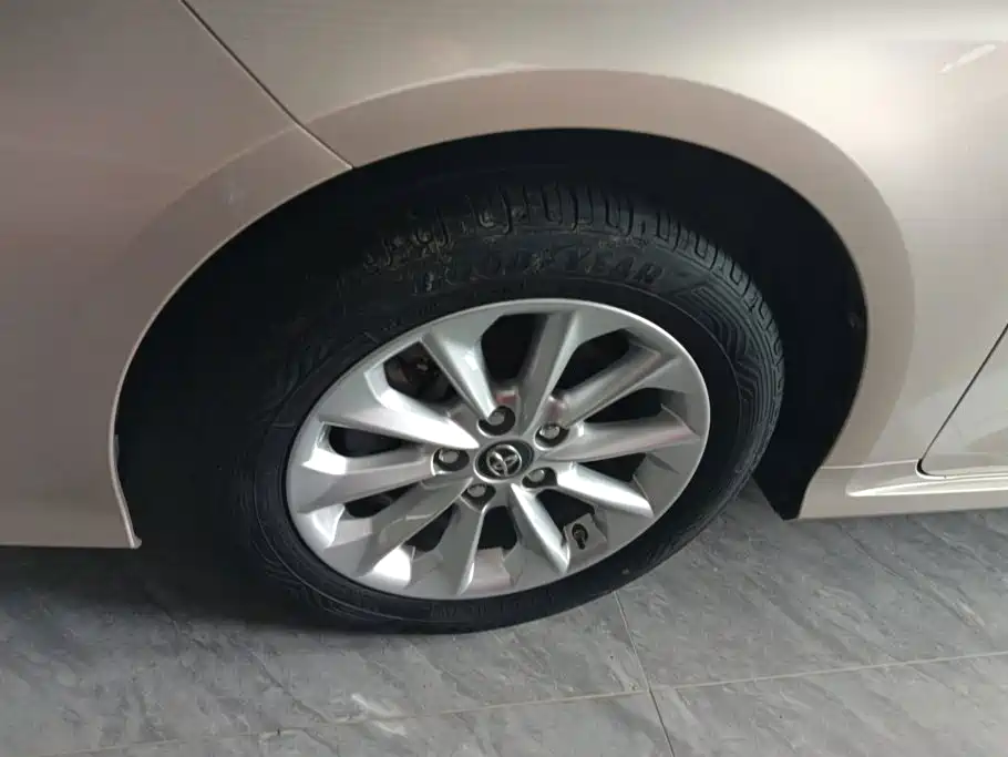 Toyota Corolla — миниатюра 6