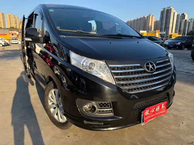 JAC Refine M5