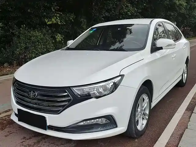 2019 Bestune B30