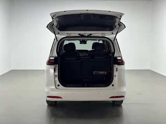 GAC Motor Trumpchi M6 — миниатюра 12