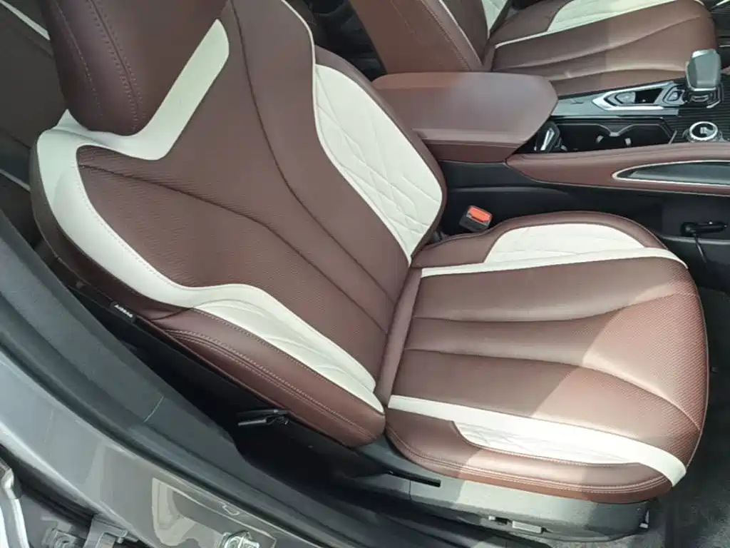 Geely Xingyue L — миниатюра 25