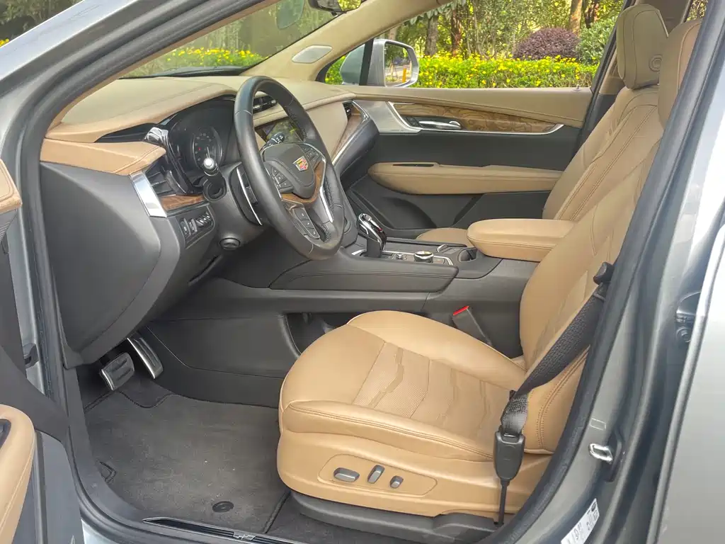Cadillac XT5 — миниатюра 4