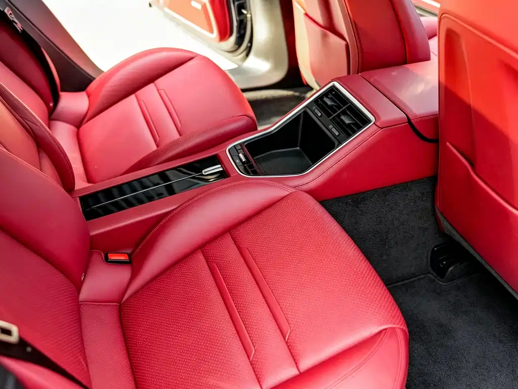 Porsche Panamera — миниатюра 8
