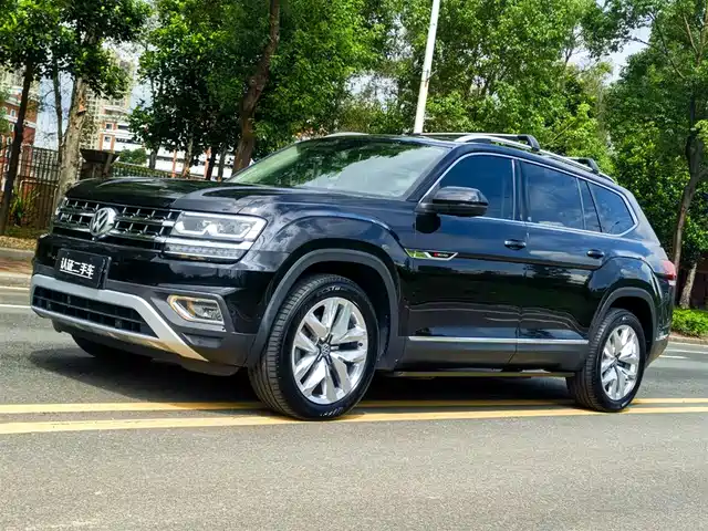 VOLKSWAGEN TOURANG 2017