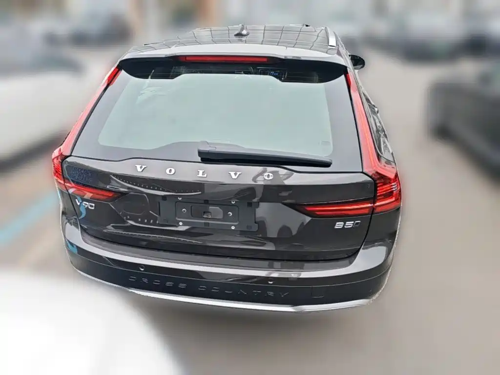 Volvo V90 — миниатюра 8