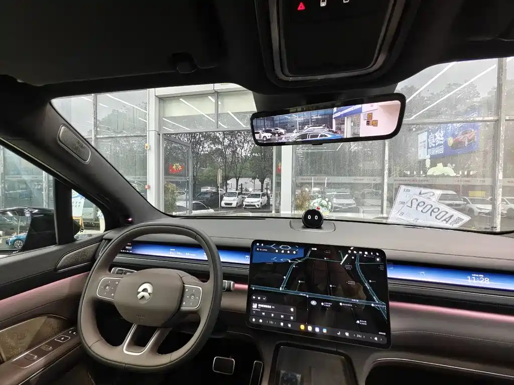 NIO ES8 2026 мест Executive Luxury