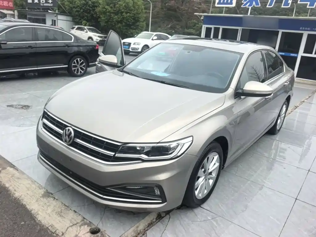 Volkswagen Bora — миниатюра 2