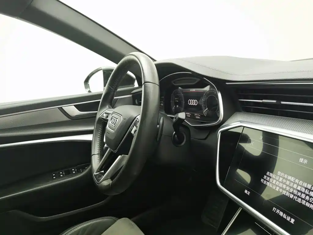 Audi A6L New Energy — миниатюра 22