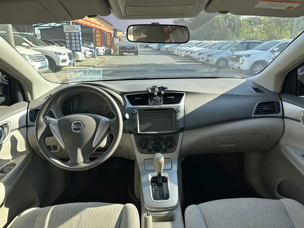 Nissan Sylphy — миниатюра 5