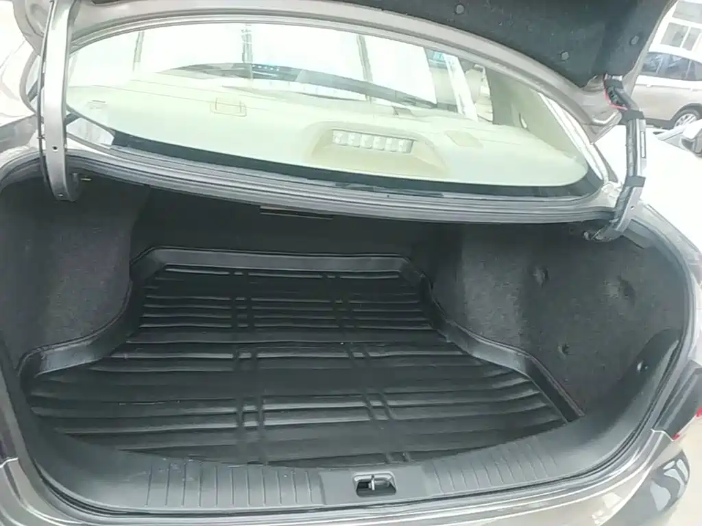 Nissan Sylphy — миниатюра 19