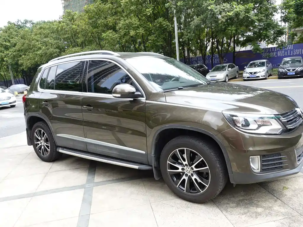 Volkswagen Tiguan — миниатюра 4