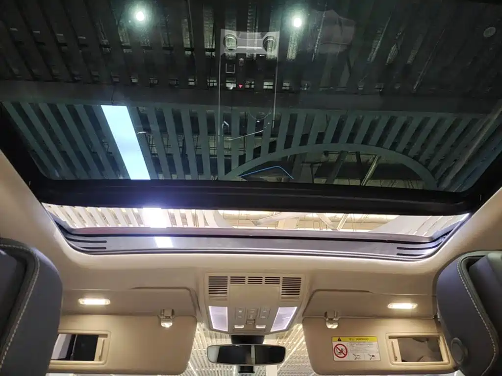 Volkswagen Touareg — миниатюра 18