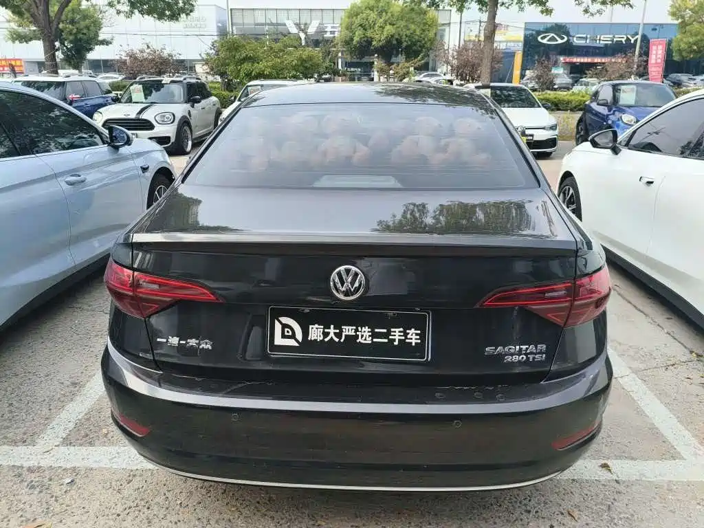 Volkswagen Sagitar — миниатюра 5