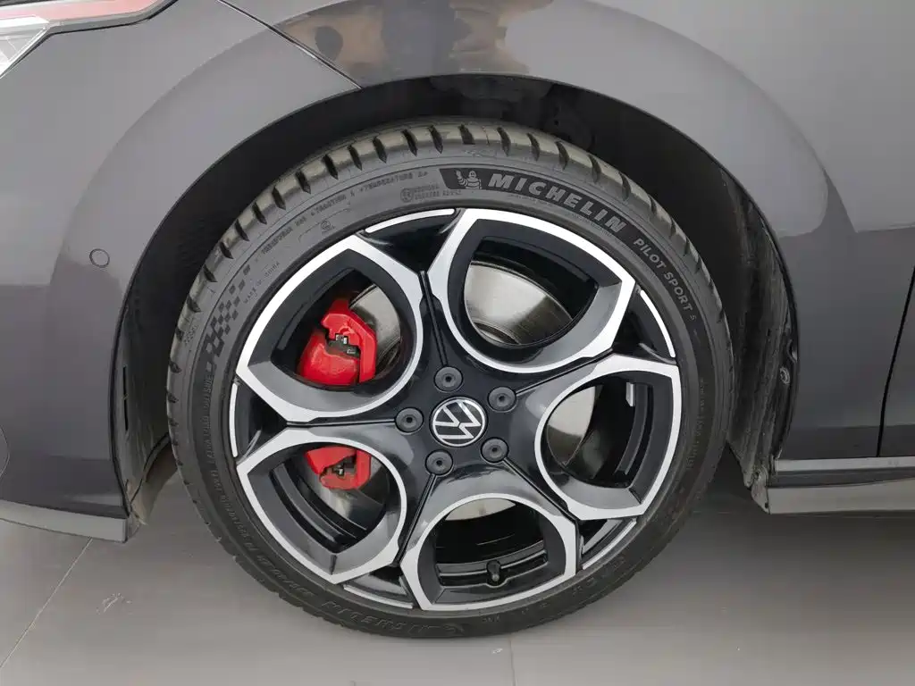 Volkswagen Golf GTI — миниатюра 17