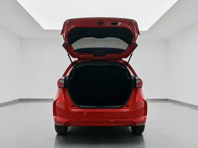 Honda Fit — миниатюра 10