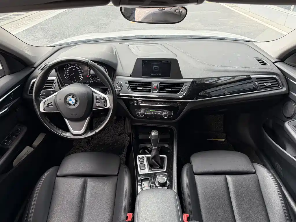 BMW 1 Series — миниатюра 10
