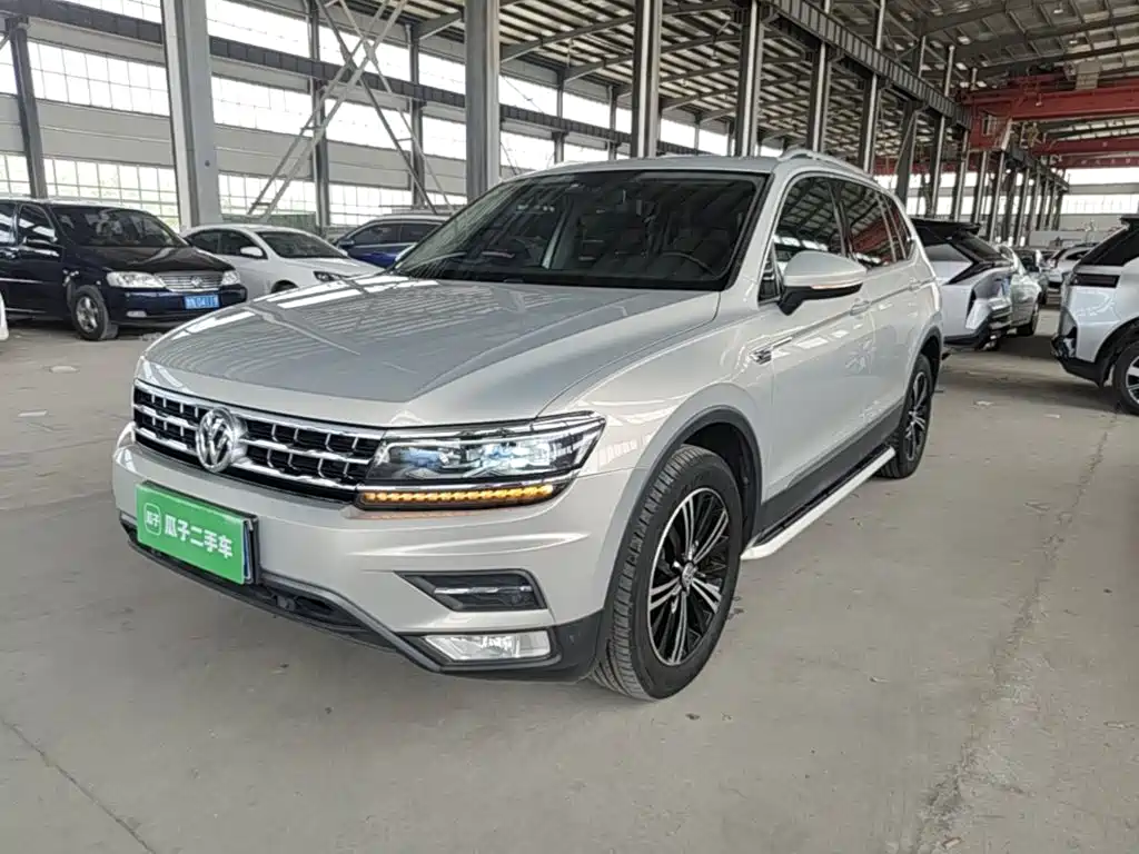 Volkswagen Tiguan L L 2017 380TSI AT Luxury