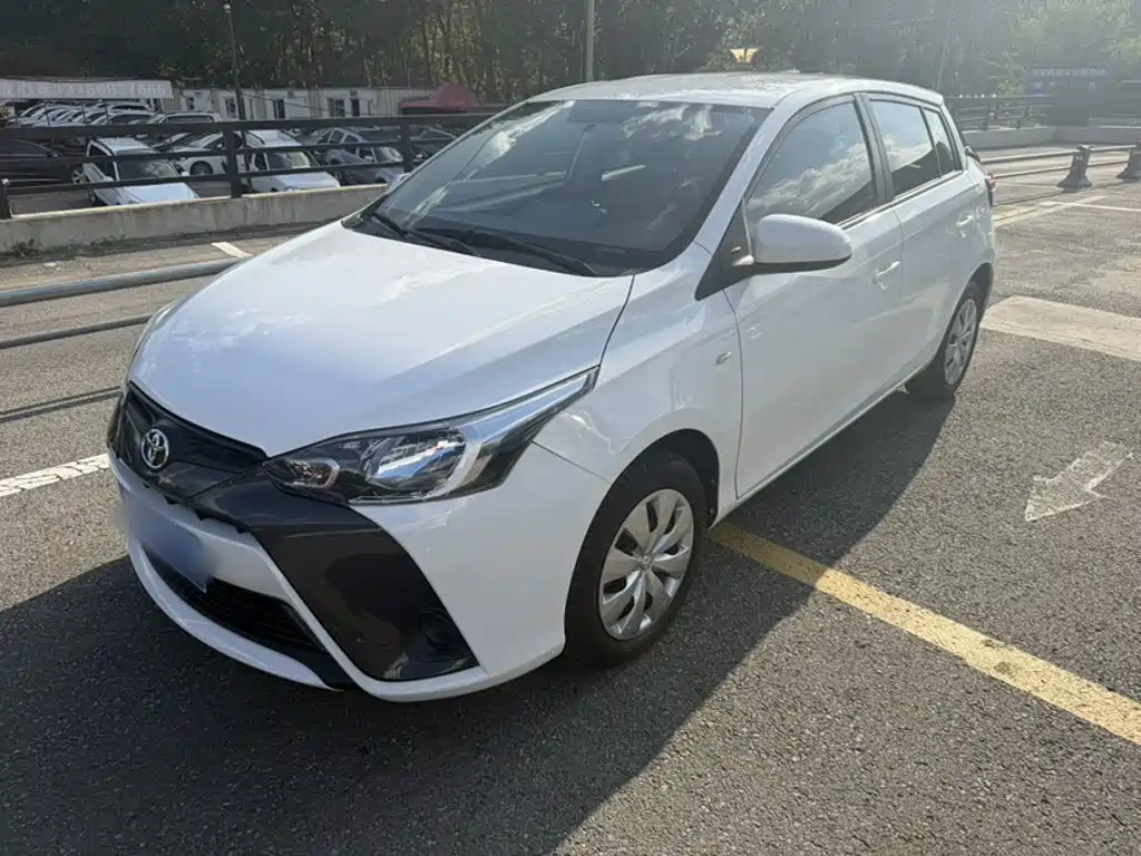 Toyota Yaris L — миниатюра 24