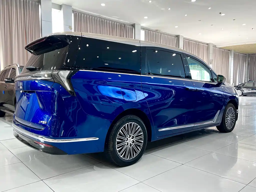 BUICK GL8 NEW ENERGY