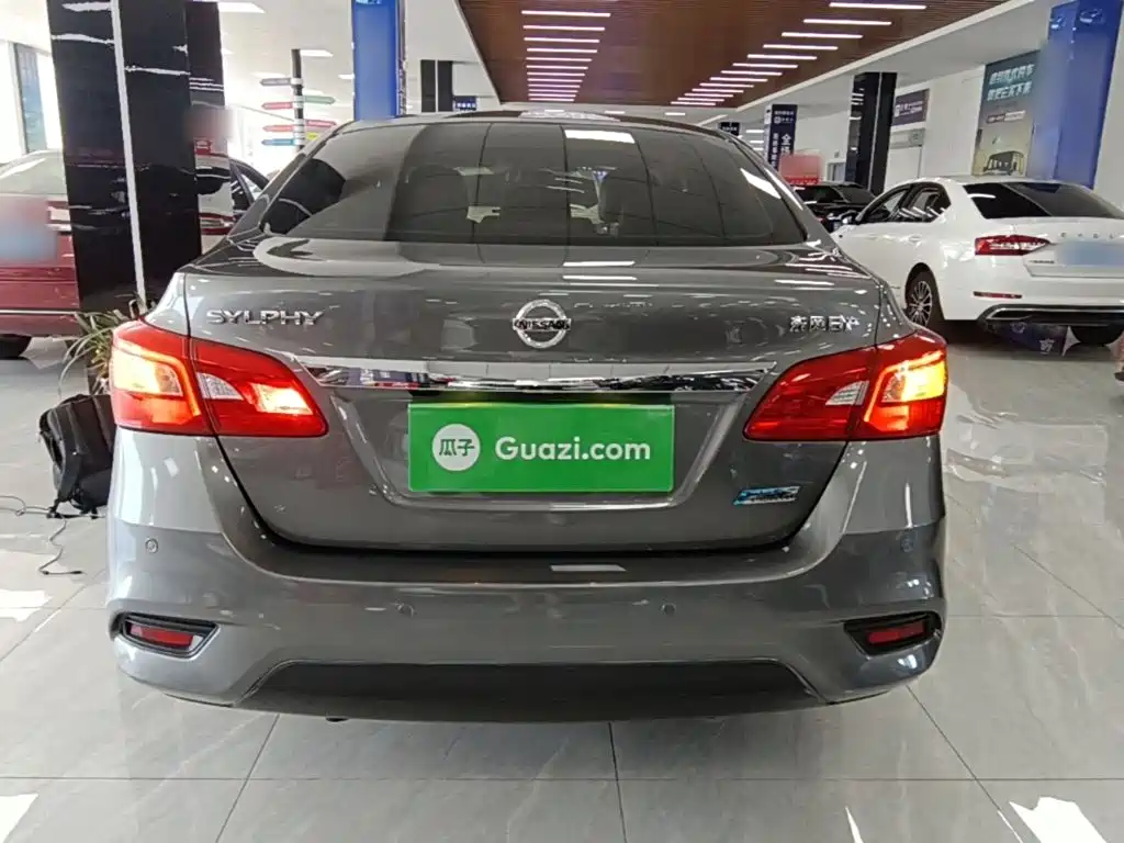 Nissan Sylphy — миниатюра 6