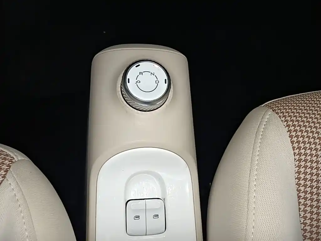 Wuling MINIEV — миниатюра 14