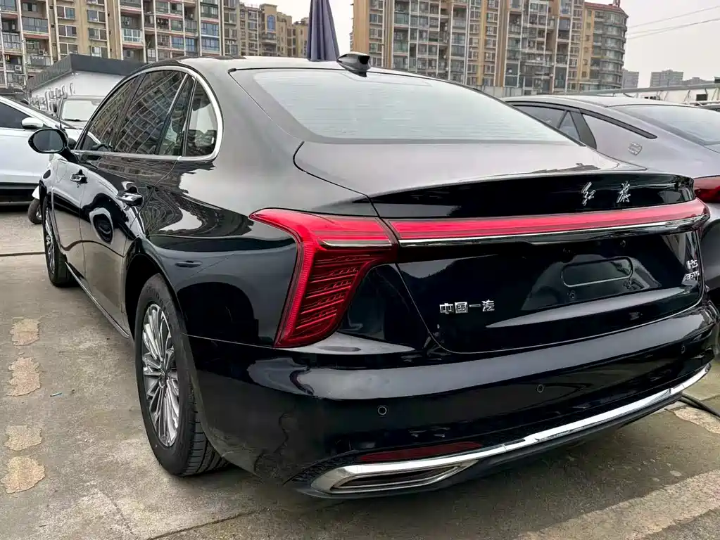 Hongqi H5 2023 1.5T DCT