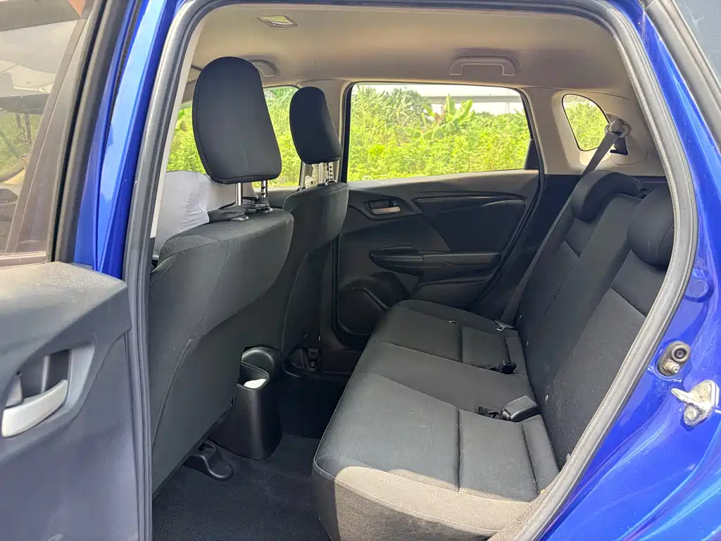 Honda Fit — миниатюра 11