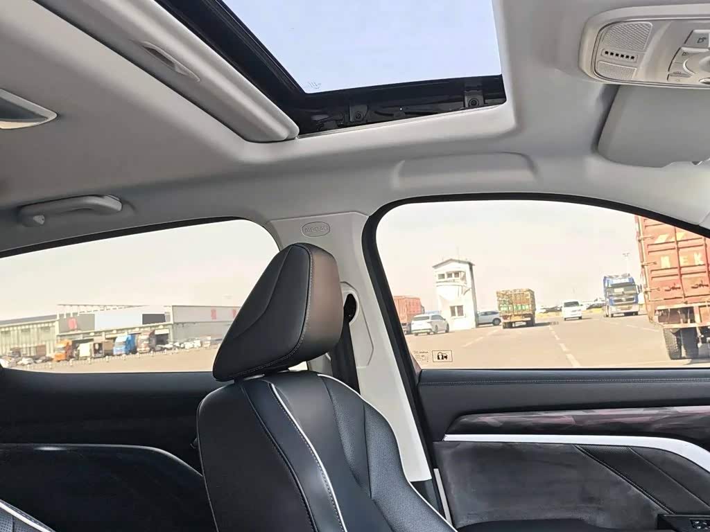 Haval Haval H6 1.5 л 2023 г. Белый, пробег 31000 км