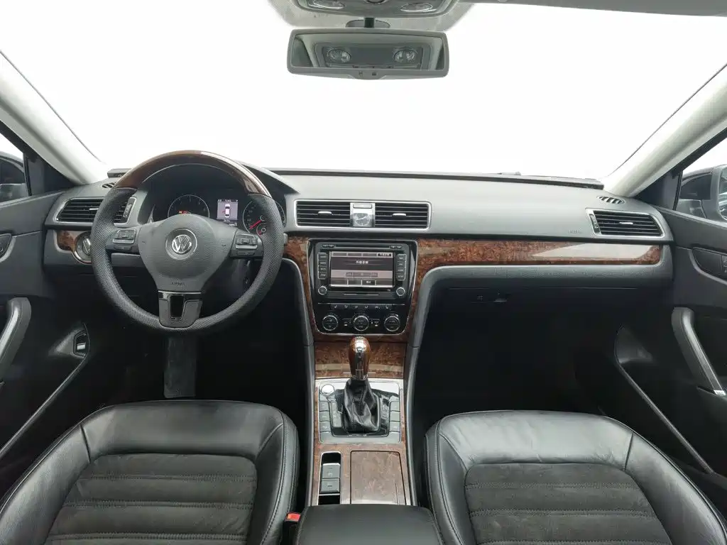 Volkswagen Passat 2013 1.8TSI DSG