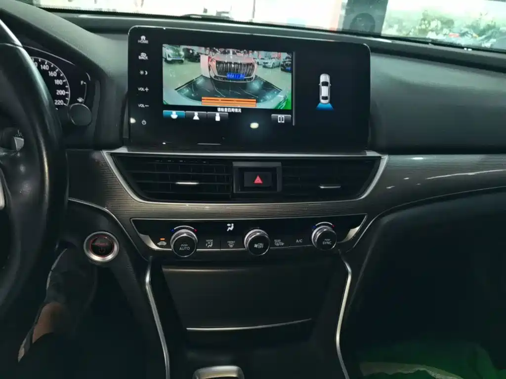 Honda Accord — миниатюра 13