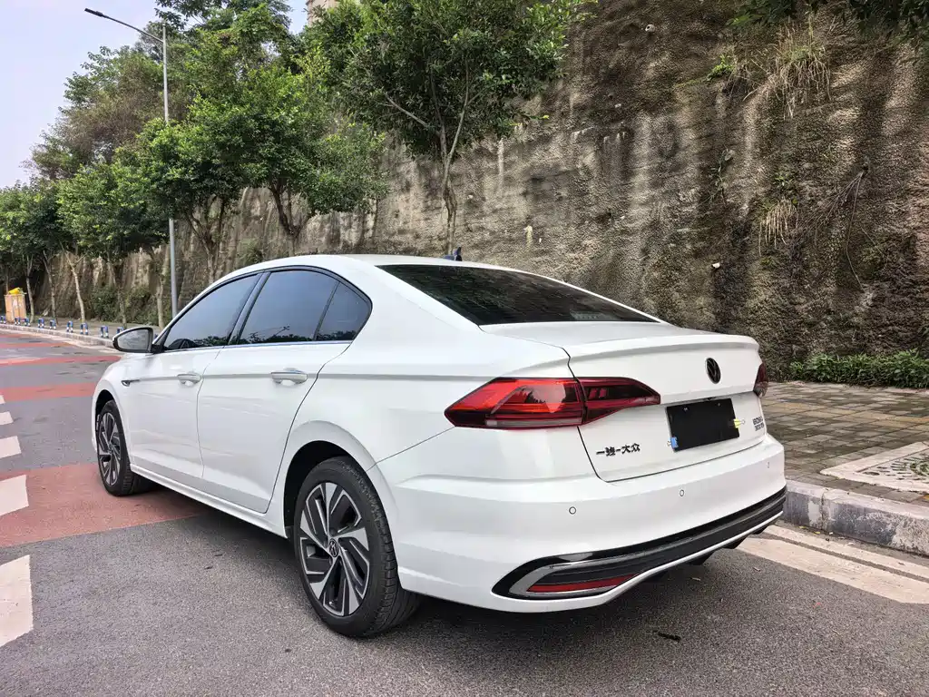 Volkswagen Bora — миниатюра 5