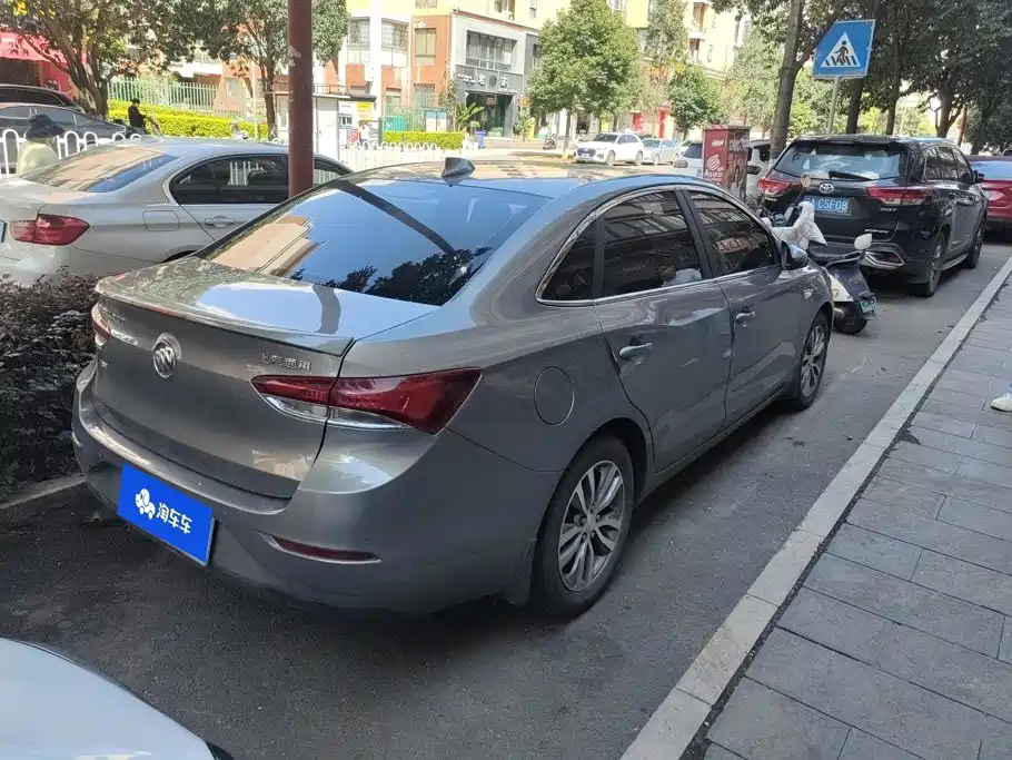 Buick Excelle — миниатюра 3