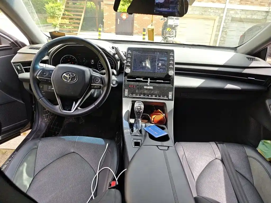 Toyota Avalon — миниатюра 13