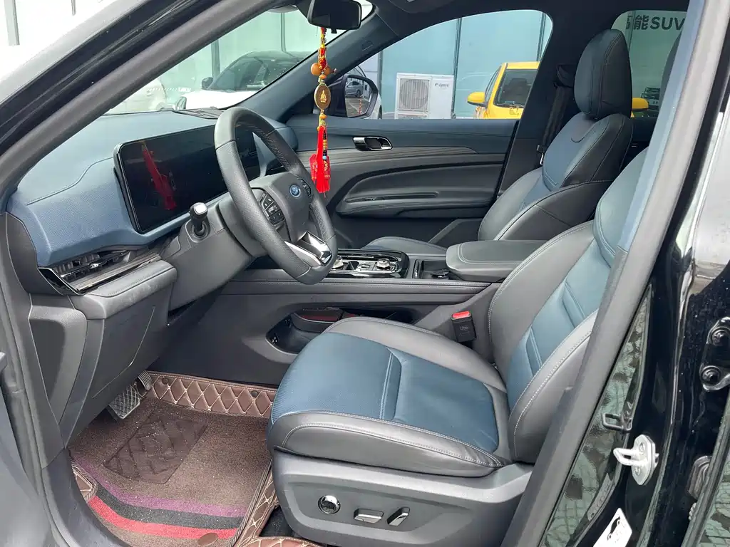 Ford Equator Sport — миниатюра 7