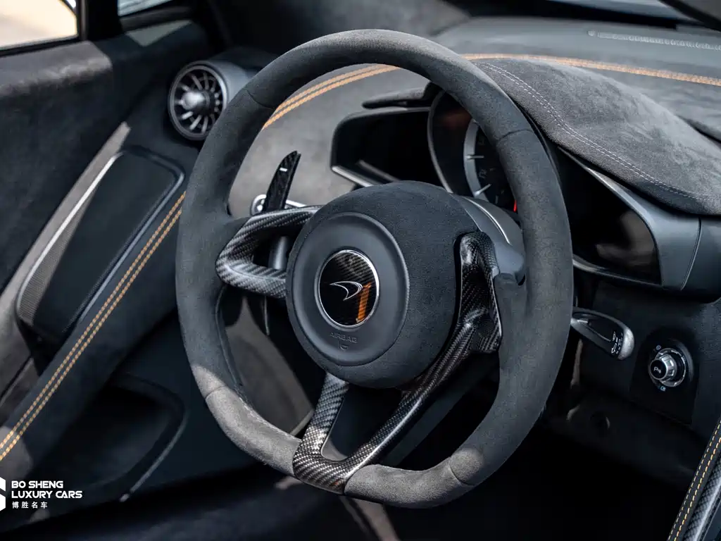 McLaren 675LT 2017 3.8T AT