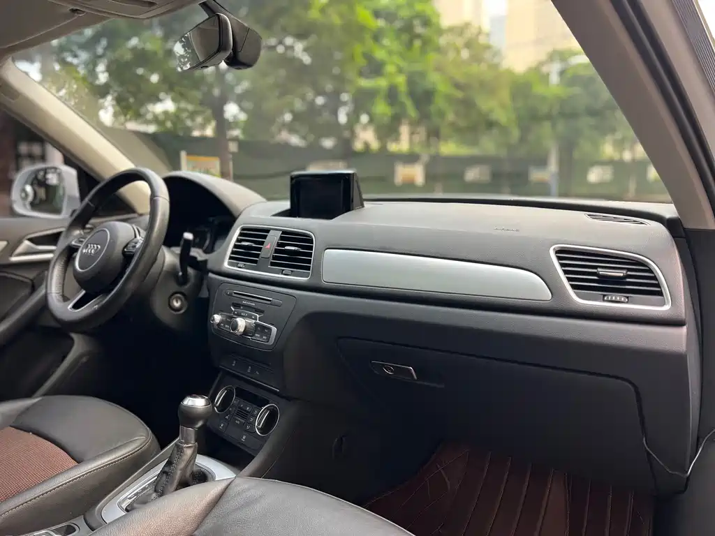 Audi Q3 — миниатюра 16