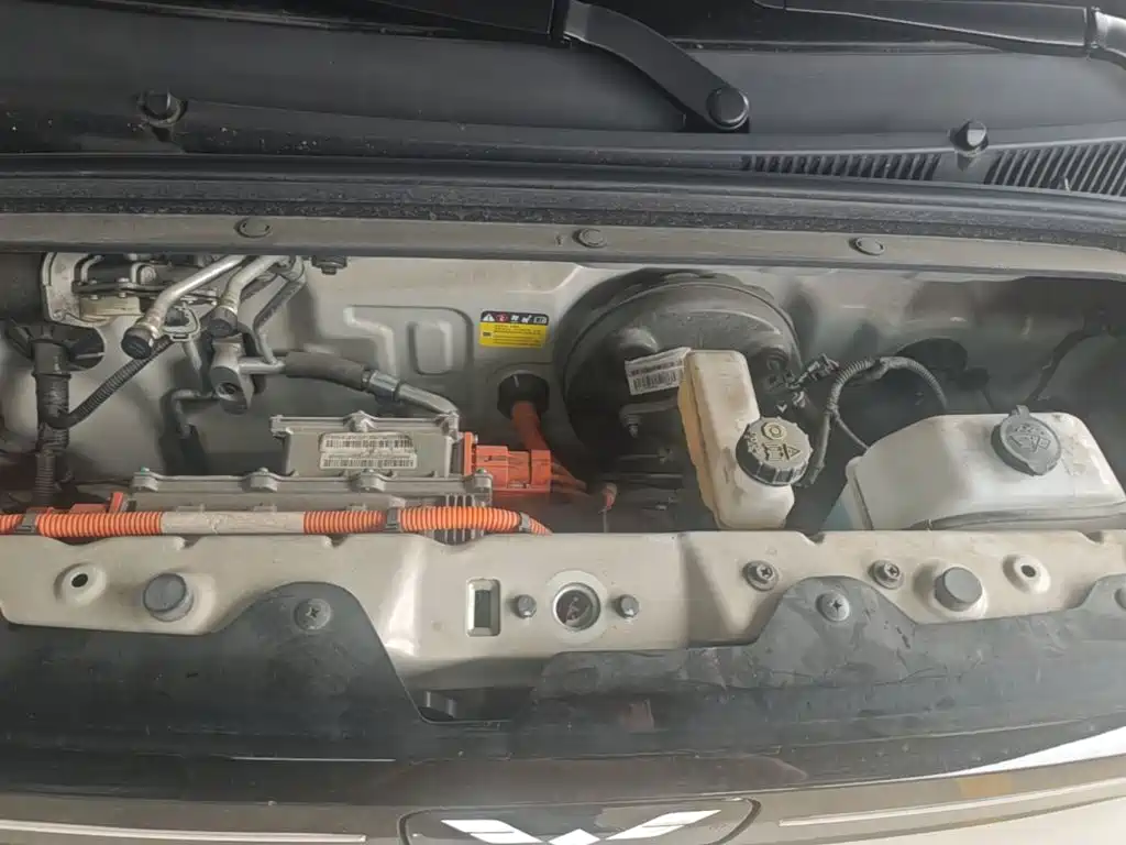 Wuling MINIEV — миниатюра 20