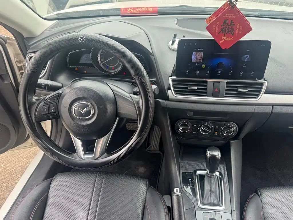 Mazda 3 Axela — миниатюра 15