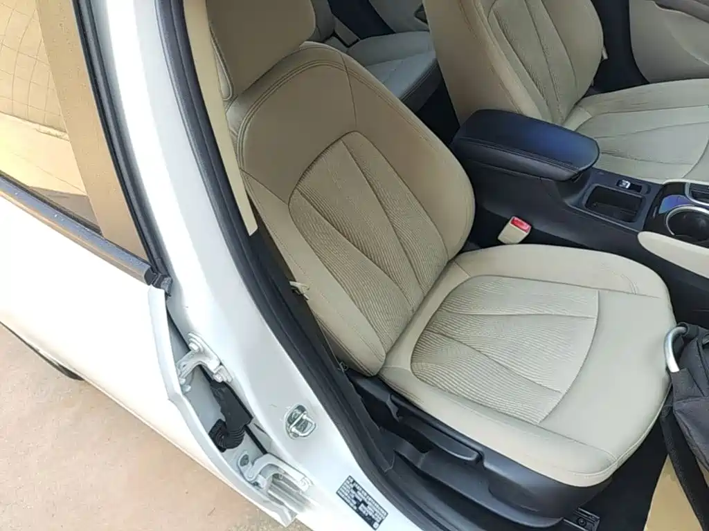 Buick Verano — миниатюра 25