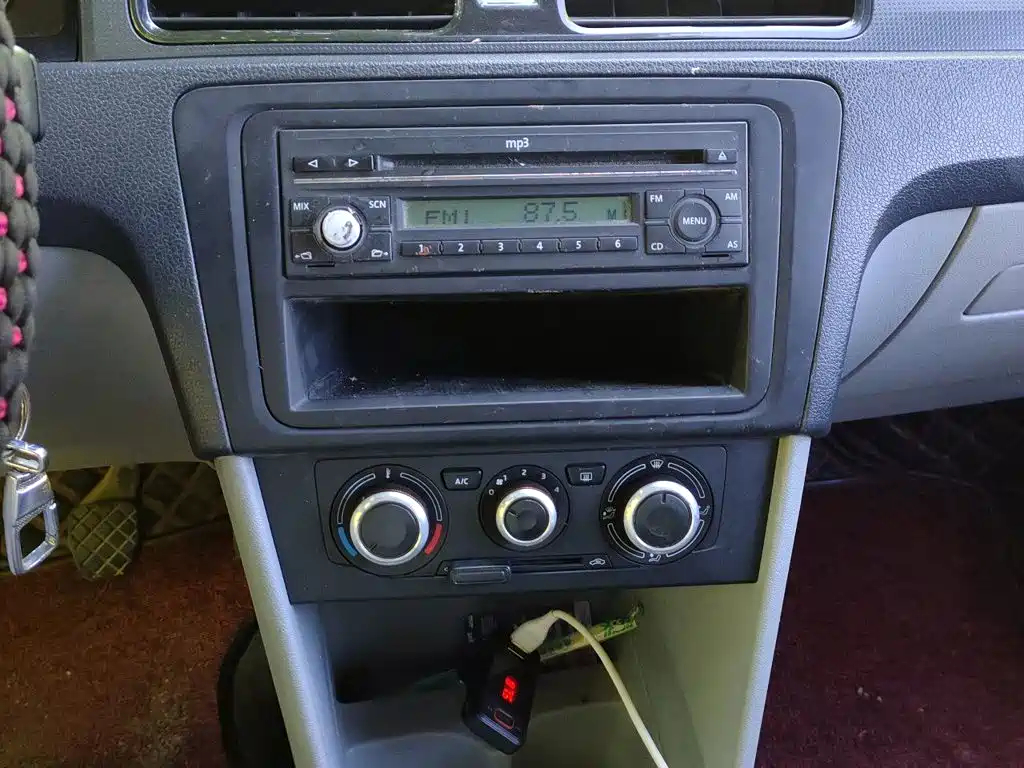Skoda Rapid — миниатюра 14