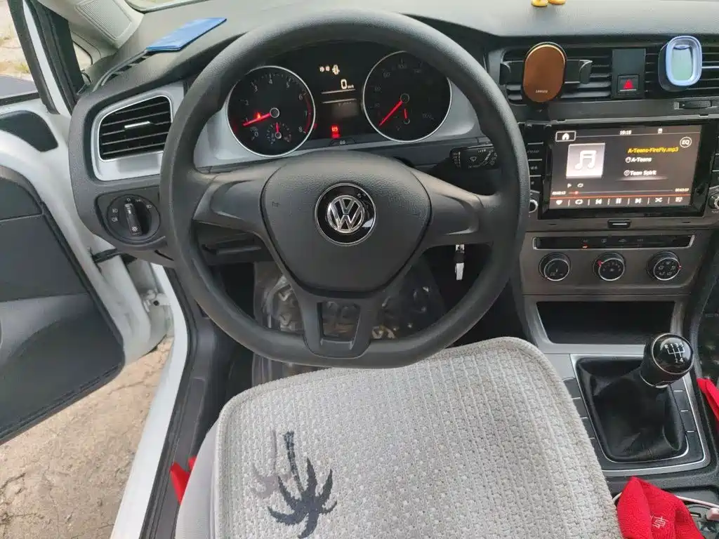 Volkswagen Golf — миниатюра 6