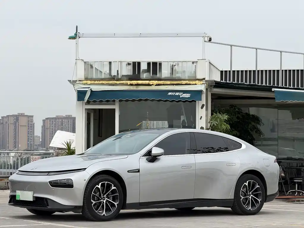 XPeng P7