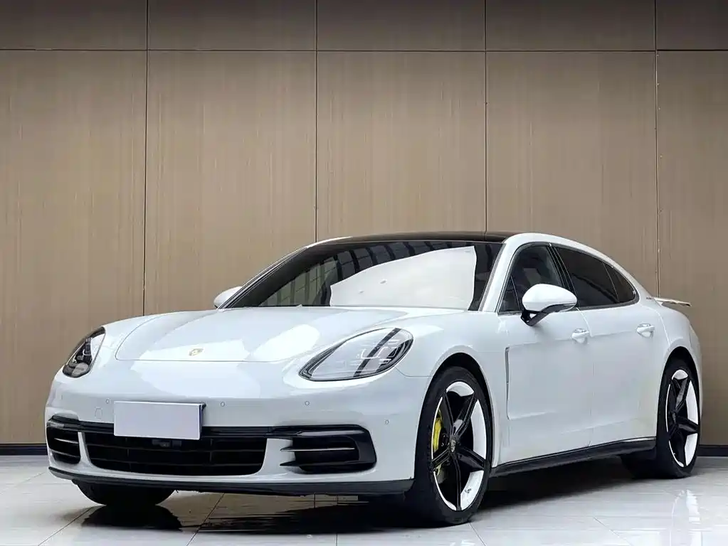 Porsche Panamera 2019