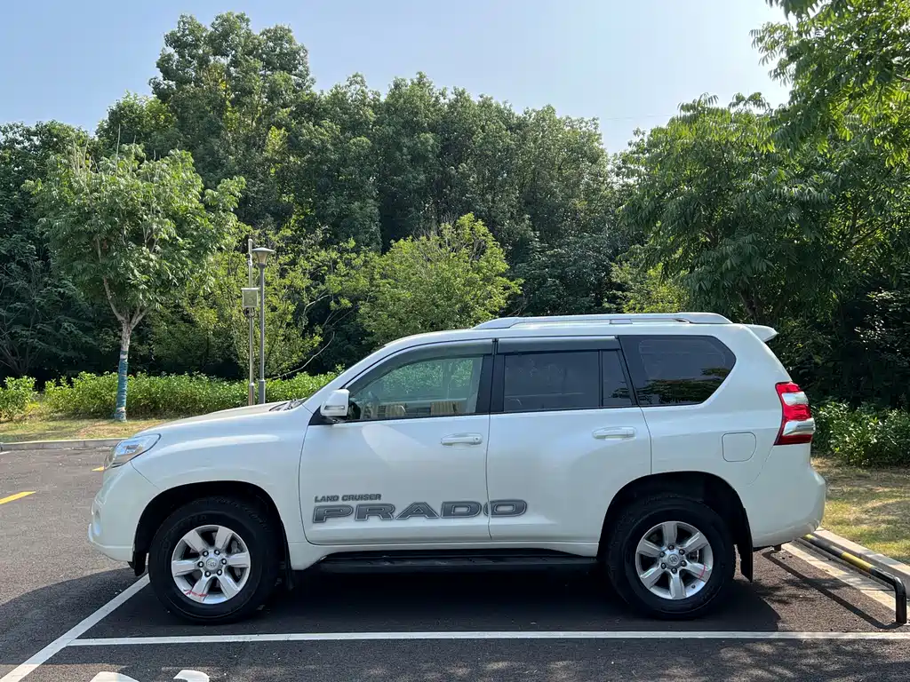 Toyota Prado (Import) — миниатюра 4