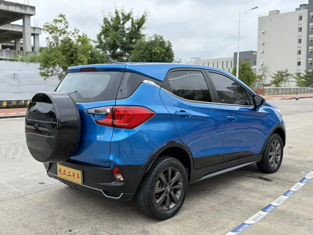 BYD Yuan EV — миниатюра 3