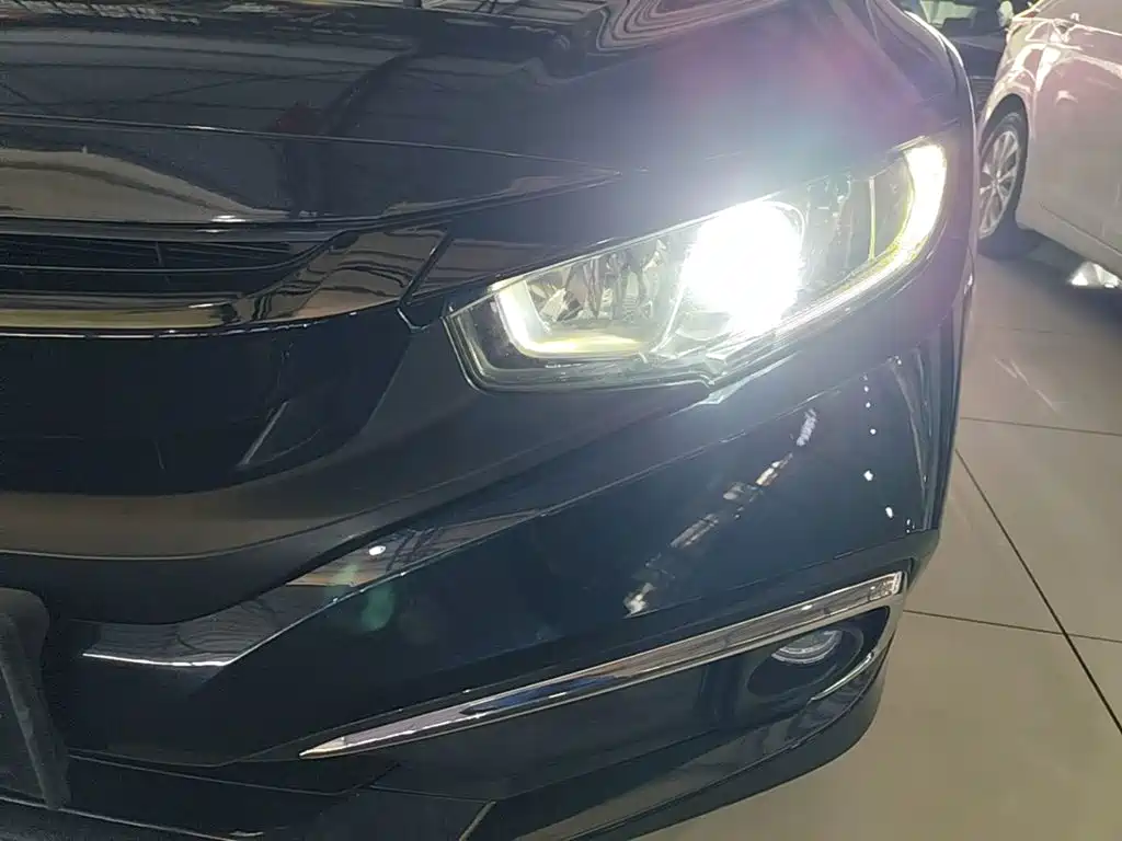 Honda Civic — миниатюра 24