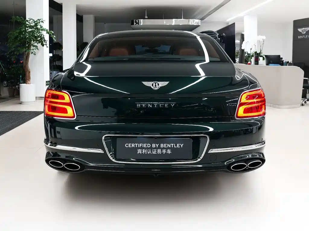 Bentley Flying Spur PHEV — миниатюра 4