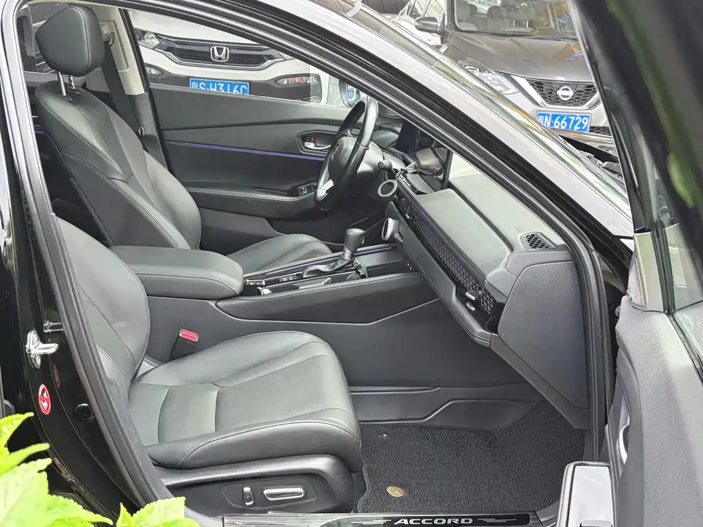 Honda Accord — миниатюра 9