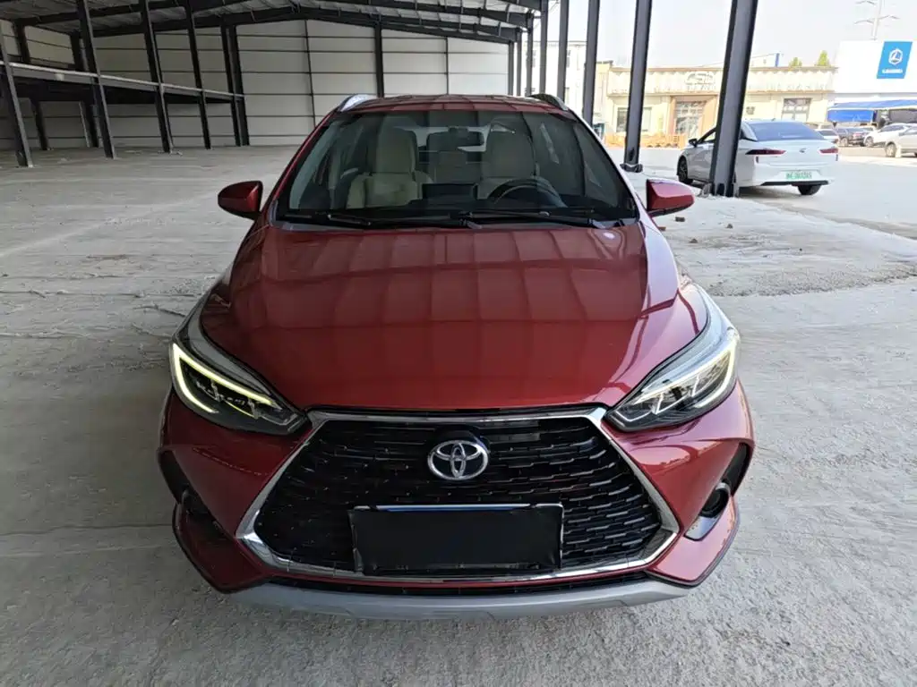Toyota Yaris L — миниатюра 3